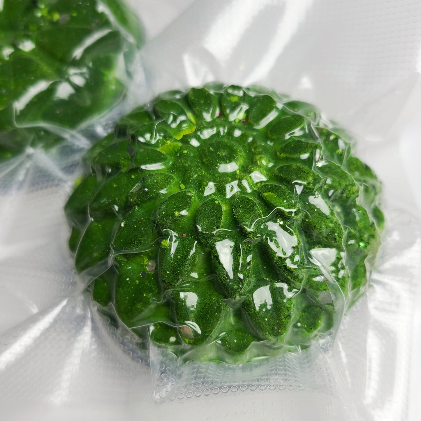 Extra Crunchy Electric Green Flowers (set of 2) ❇️✨ Cornstarch Crunchies