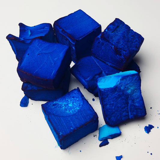 Blue Dyed Chunks 💙✨ Dyed Gym Chalk